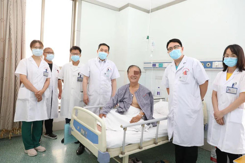 胆结石病人乳山度假突发急性胆管炎1.jpg