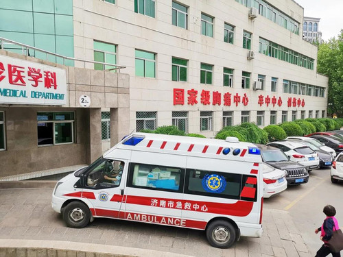 心脏骤停致58岁男士突然昏迷1.jpg