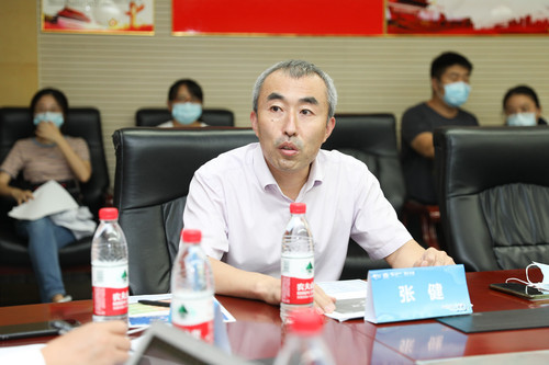 济南市中心医院肿瘤科晋身 (1).jpg