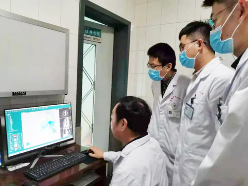 手术联合靶向治疗助力晚期肺癌患者重获新生3.jpg