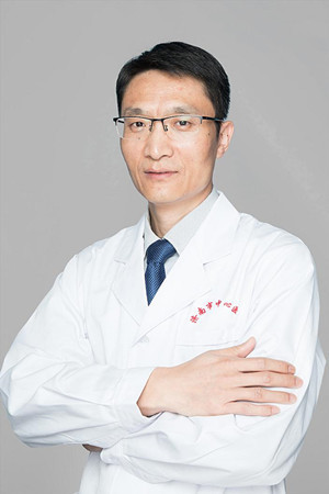 王东辰.jpg