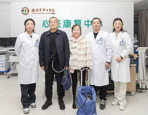 我们死里逃生1.jpg